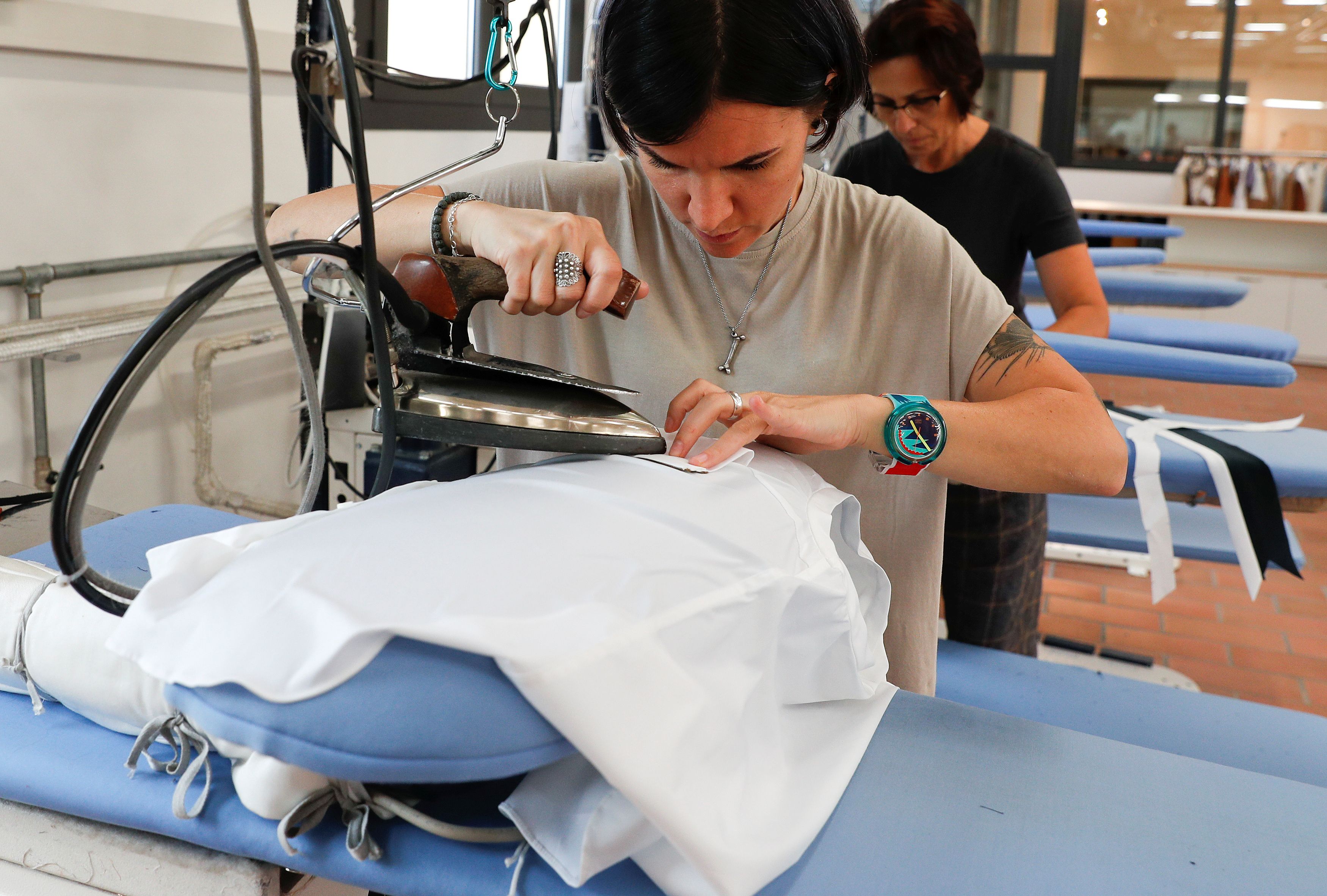 برونيلو كوتشينيلّي يرفع توقعاته لنمو إيرادات 202...